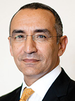 Portrait of Tarek F. Anwar, Global Head, Sales Managing Director, Transaction Banking, Standard Chartered