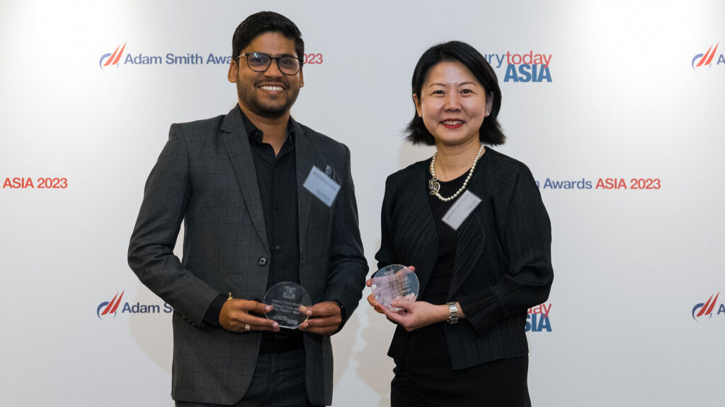 Photo of Jugnesh Mundra, Aditya Birla Carbon and Lillian Sim, J.P. Morgan.