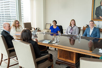 2024-04-24-tt-00-sf__jpm__powering-change__gallery__22__400x267