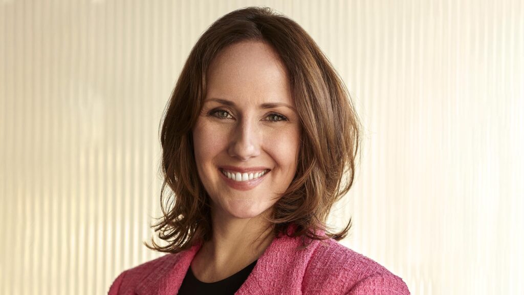 Jennifer Barker, Global Head of Treasury Services and Depositary Receipts, BNY